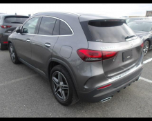 Mercedes-Benz GLA-class 2021