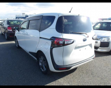 Toyota Sienta 2020