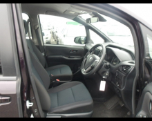 Toyota Noah 2021