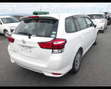 Toyota Corolla Fielder 2018