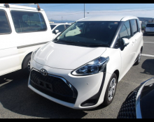 Toyota Sienta 2021