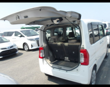 Daihatsu Tanto 2019