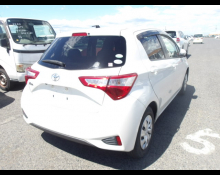 Toyota Vitz 2017
