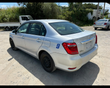 Toyota Corolla Axio 2015