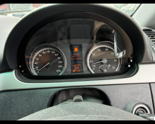 Mercedes Benz V-Class 2011