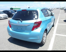 Toyota Vitz 2015