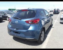 Mazda Mazda2 2021