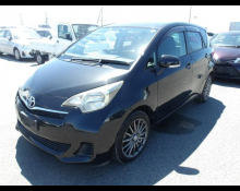 Toyota Ractis 2011