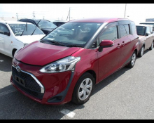 Toyota Sienta 2018