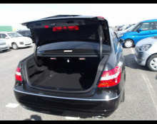 Mercedes Benz E-Class 2010
