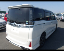 Toyota Voxy 2019