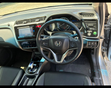 Honda Grace 2015