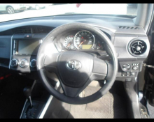 Toyota Corolla Fielder 2018