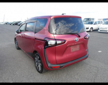 Toyota Sienta 2018