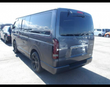 Toyota Hiace Van 2010
