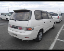 Toyota Gaia 2000