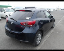 Mazda Mazda2 2022
