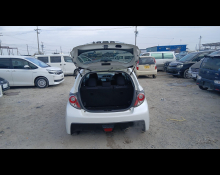 Toyota Vitz 2013