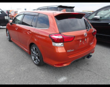 Toyota Corolla Fielder 2015