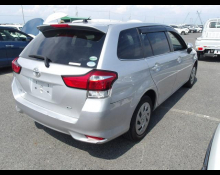 Toyota Corolla Fielder 2018