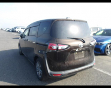 Toyota Sienta 2020