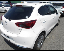 Mazda Mazda2 2022