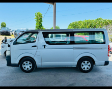 Toyota Hiace Van 2011