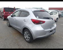 Mazda Mazda2 2021