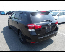 Toyota Corolla Fielder 2016