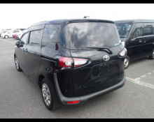 Toyota Sienta 2020