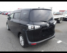 Toyota Sienta 2019