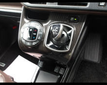 Toyota Esquire 2019