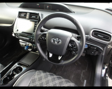 Toyota Prius PHEV 2022