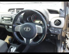 Toyota Vitz 2012