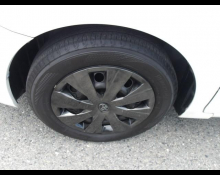 Toyota Corolla Axio 2012