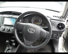 Toyota Corolla Axio 2016