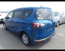 Toyota Sienta 2019