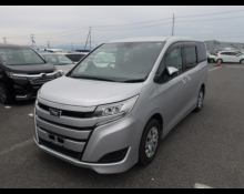 Toyota Noah 2019