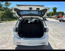 Toyota Wish 2013