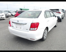 Toyota Corolla Axio 2013