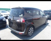 Toyota Sienta 2018