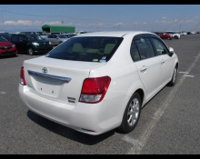 Toyota Corolla Axio 2012