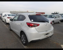 Mazda Mazda2 2020