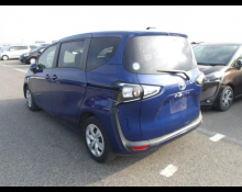 Toyota Sienta 2021