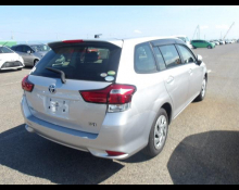 Toyota Corolla Fielder 2018