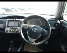 Toyota Corolla Fielder 2018