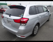 Toyota Corolla Fielder 2016