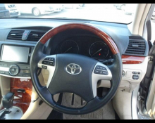 Toyota Premio 2013
