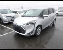 Toyota Sienta 2020