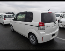 Toyota Spade 2020